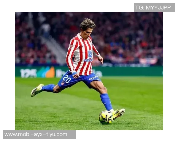 小西蒙尼称赞小蜘蛛为西甲最佳9号与梅西同场是无上的荣耀 小西蒙尼称赞小蜘蛛为西甲最佳9号与梅西同场是无上的荣耀