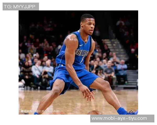 雄鹿G联赛球队裁掉17年乐透秀小丹尼斯史密斯引发关注 雄鹿G联赛球队裁掉17年乐透秀小丹尼斯史密斯引发关注